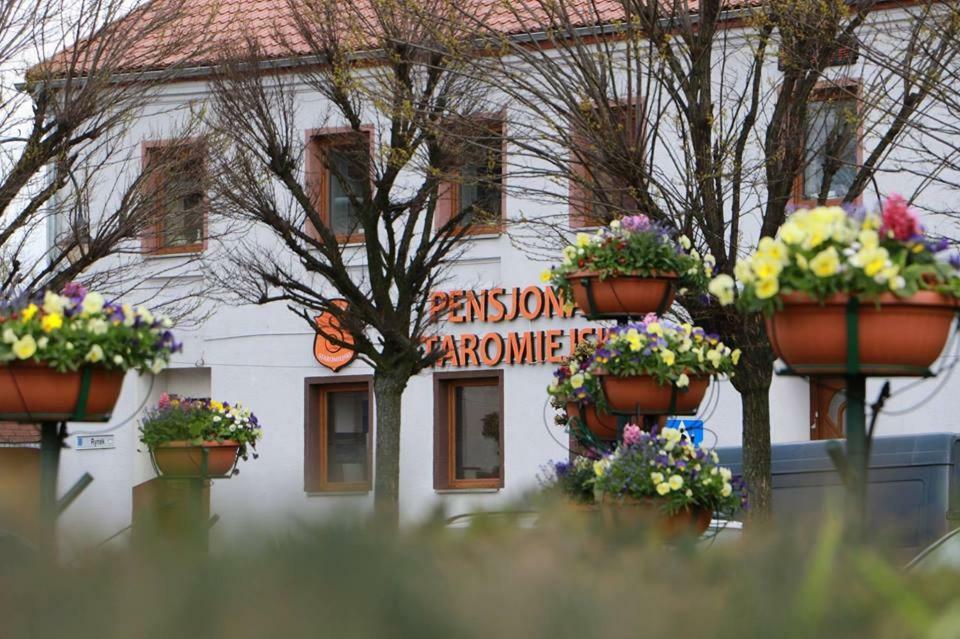 Pokoje Staromiejski Uniejow Exterior photo